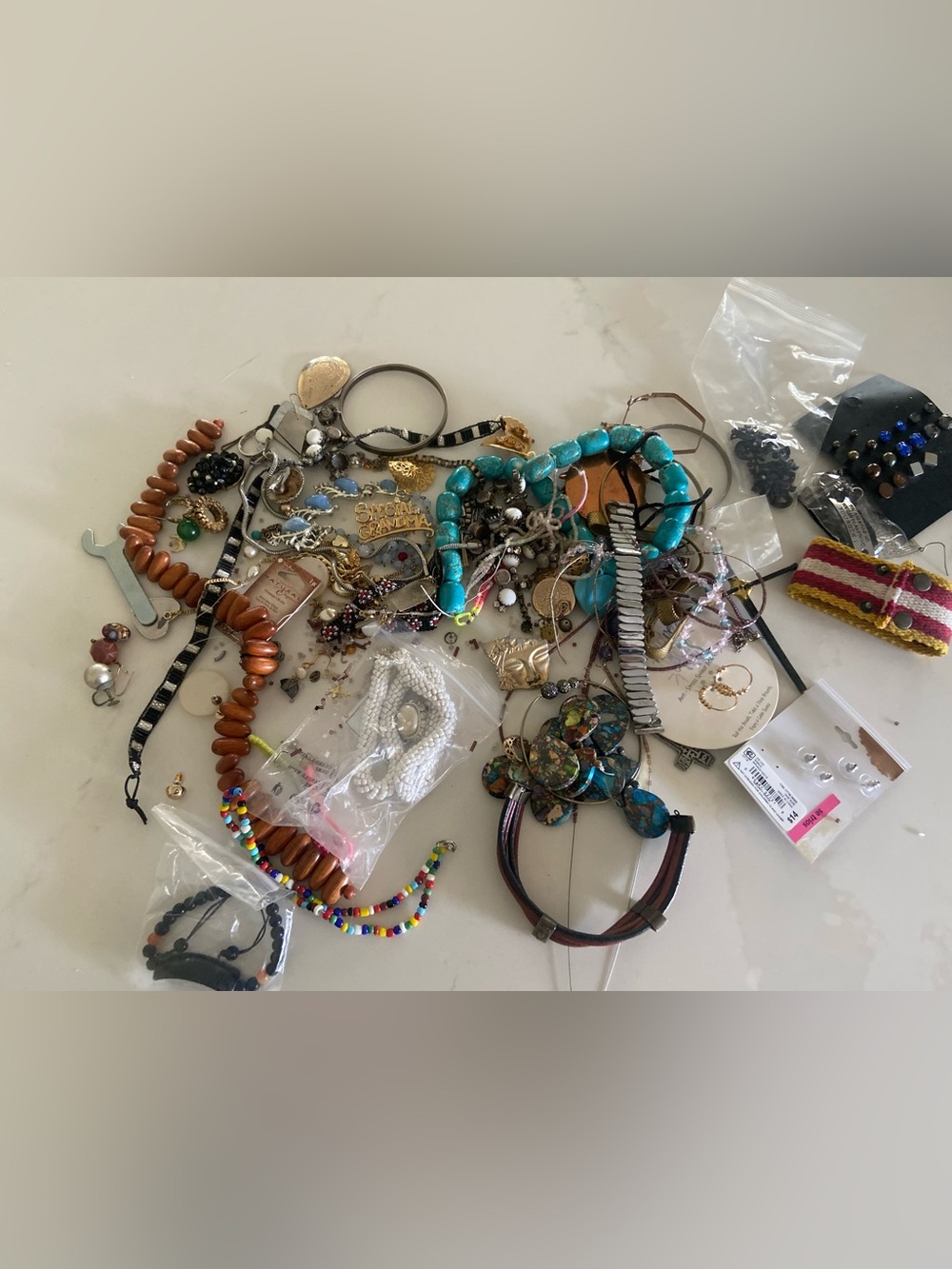 Turquoise Beaded Stretch Bracelet - craft jewelry lot